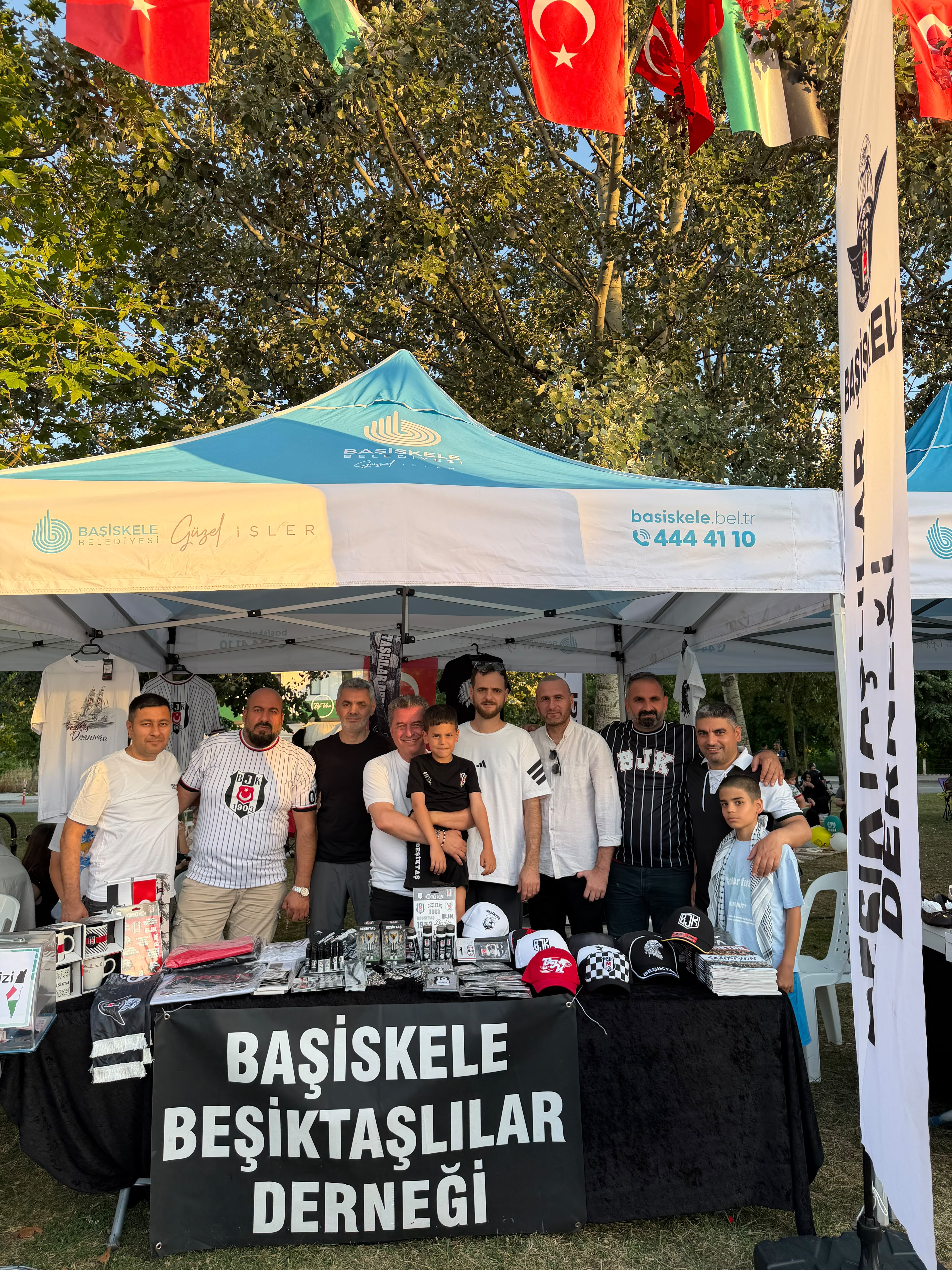 Başiskeleden Filistine Yardım